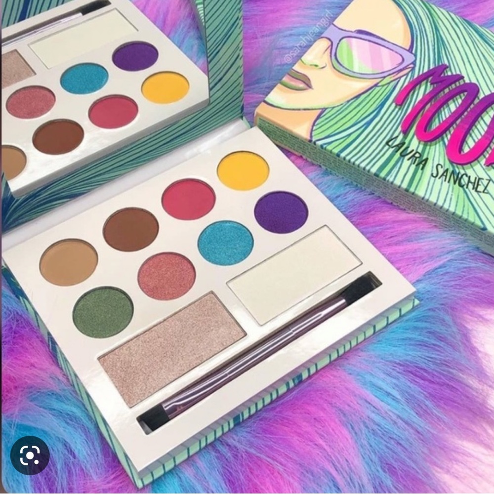 NIB Laura Sanchez Moods Eyeshadow Palette